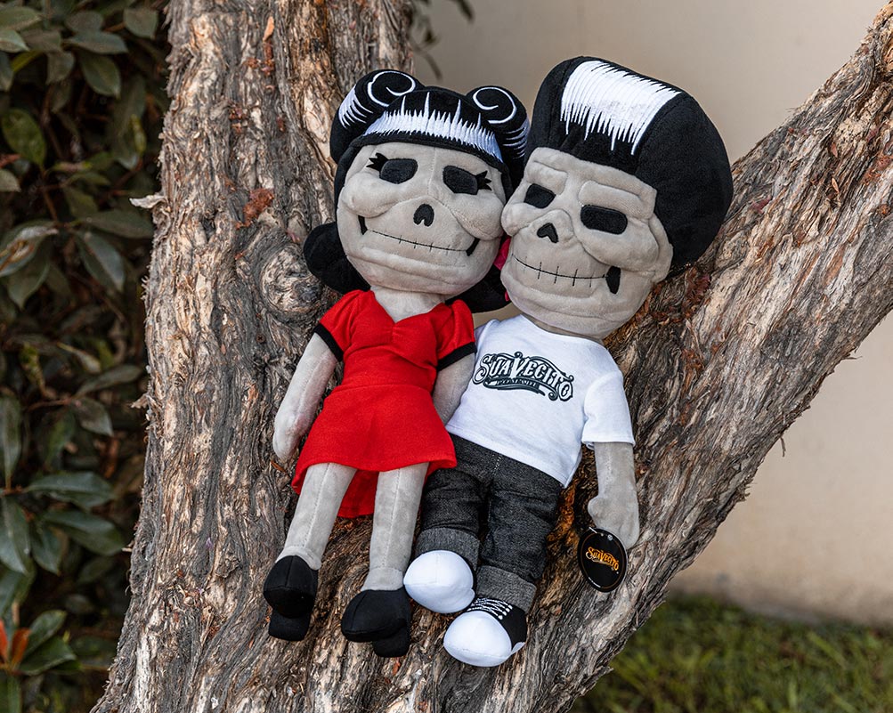 18" Plush Doll Set - Image 4
