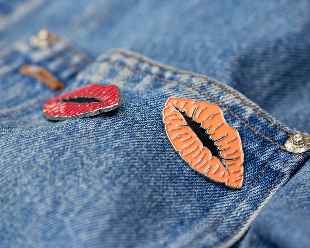 Cita Lips Enamel Pin - Image 3
