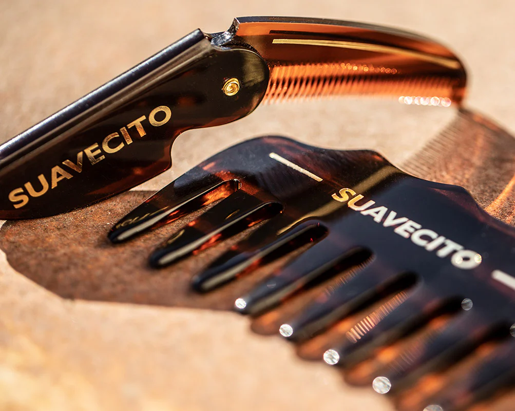 Deluxe Folding Mustache Comb - Amber - Image 4