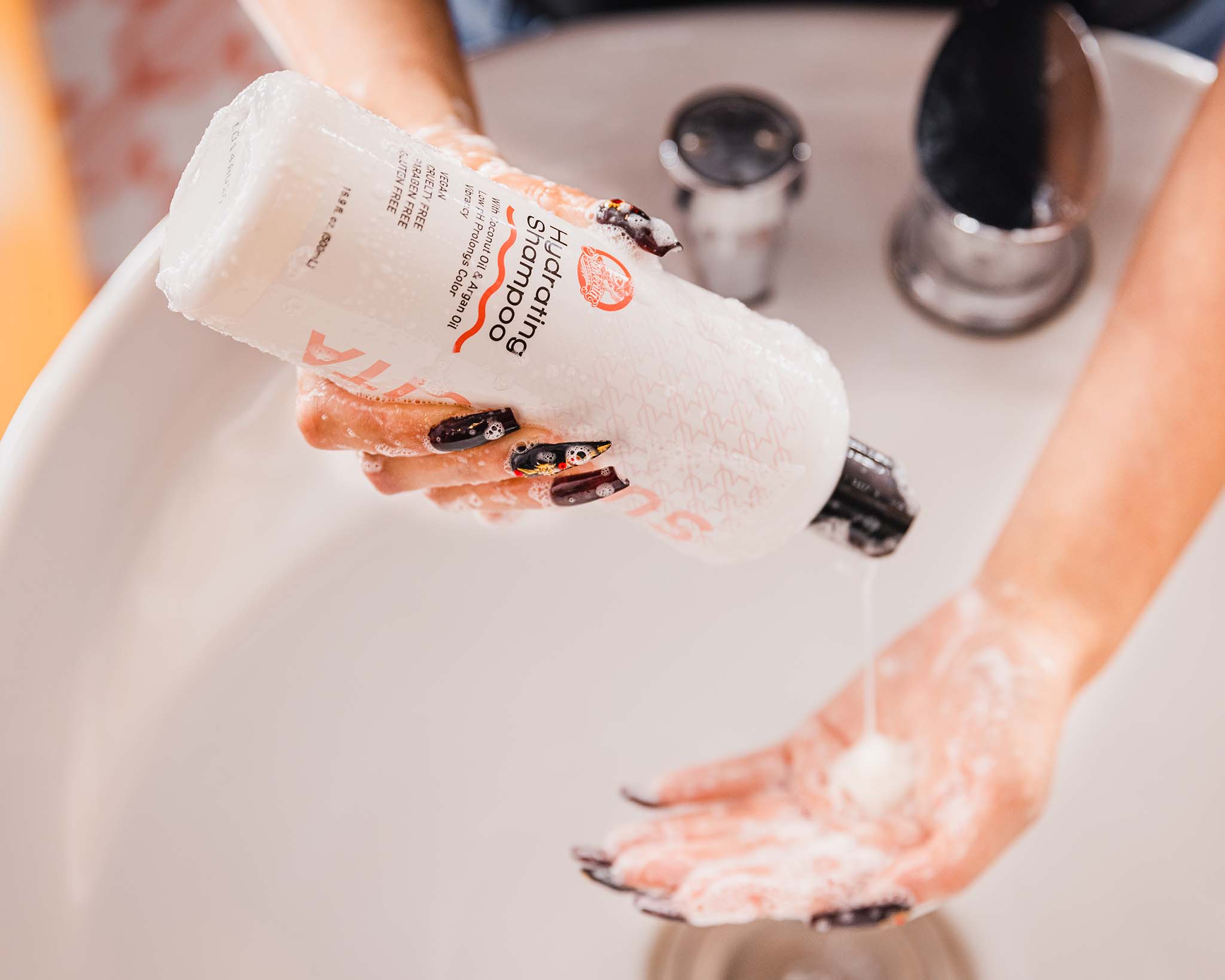 Hydrating Shampoo & Conditioner Set - Image 4